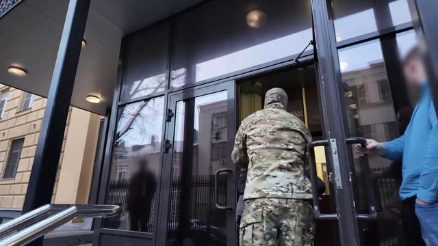 ФСБ задержала подозреваемого в госизмене москвича