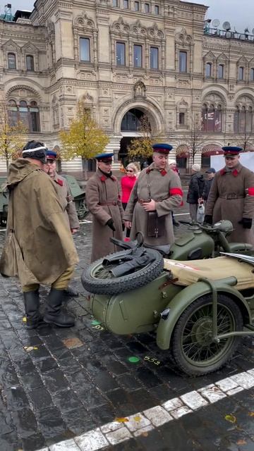 🪖Бесплатный музей «Город живых историй» откроется на Красной площади🪖