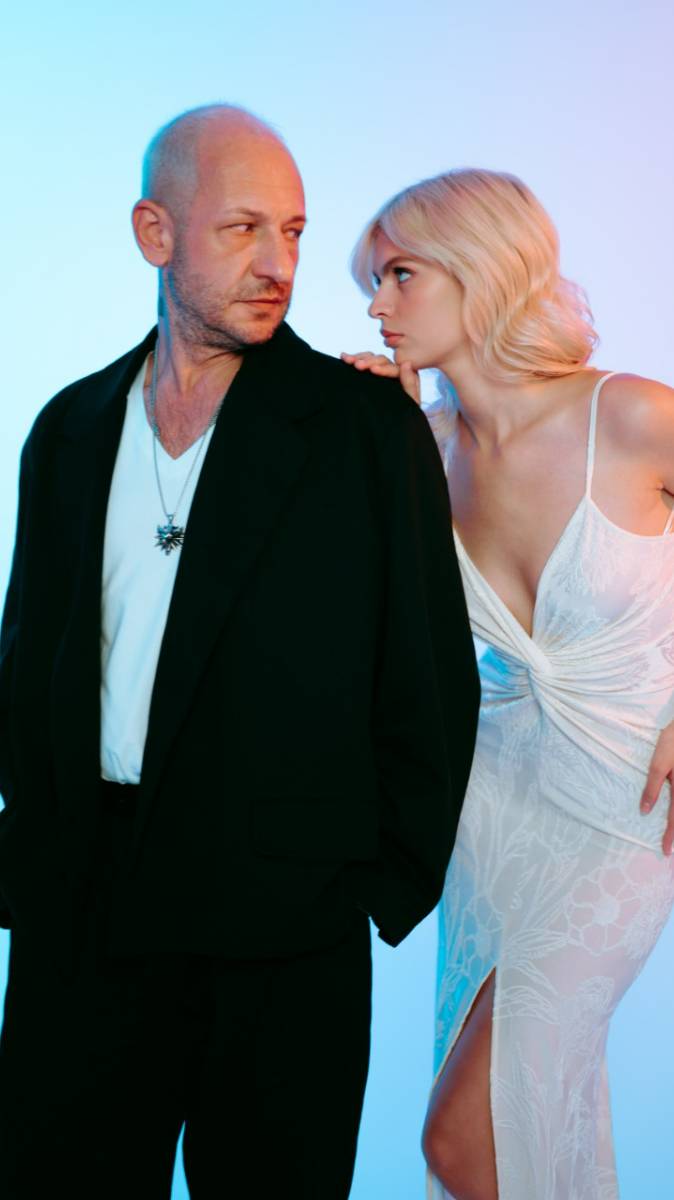 Иногда не нужно искать силы и всё держать в себе.