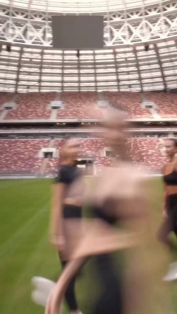 Идеальное тело на летних тренировках SMSTRETCHING