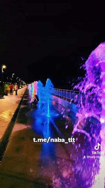 фонтаны на новой набережной Тольятти