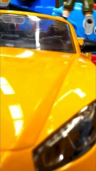 Бен 10 за рулем кабриолета! Машинка без верха для приключений! #машинкидлядетей #бентен #игрушки