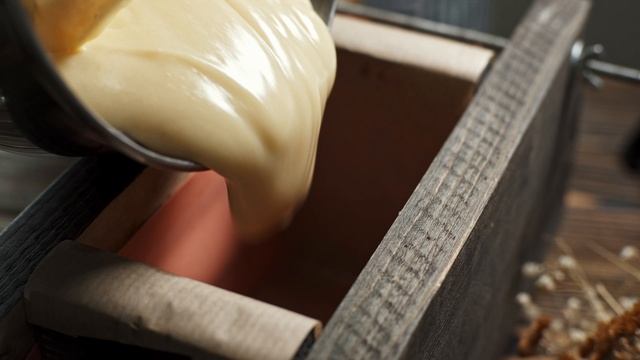 Медовое с козьим молоком