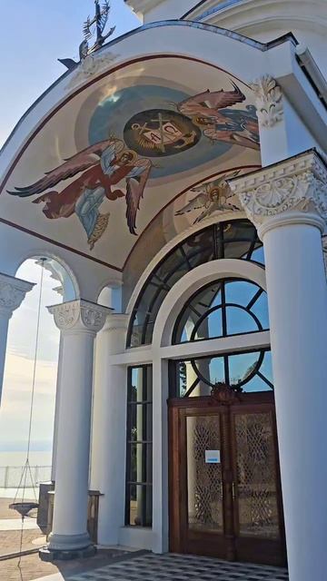 Храм-маяк Святителя Николая Чудотворца. Крым, с. Малореченское. Музей катастроф на водах