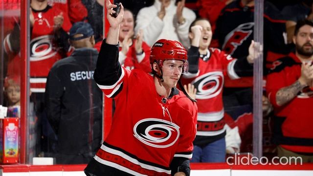 Россияне набрали четыре очка в матче НХЛ между "Каролиной" и Миннесотой"