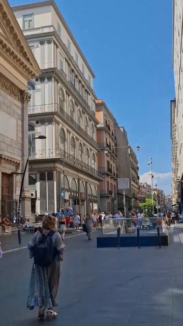 #Неаполь #Толедо