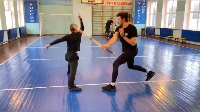 Слегка помахались катанами