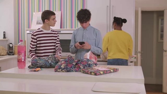 04_WiderWorld_2ed_SB1_Unit1_Video_Drama_1.4