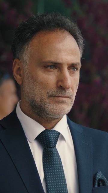 Изменяет мужу и ловко это скрывает🫦