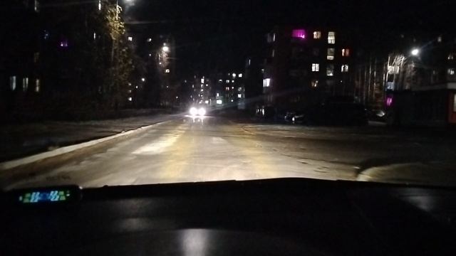 Bi-LED RAYTON LAZER PRO V2. По темным дворам.