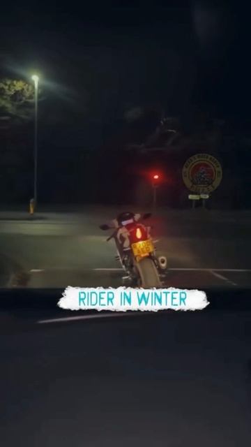 Когда стало холодать🤣 #мотоюмор