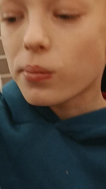 полбургера за 3 укуса!