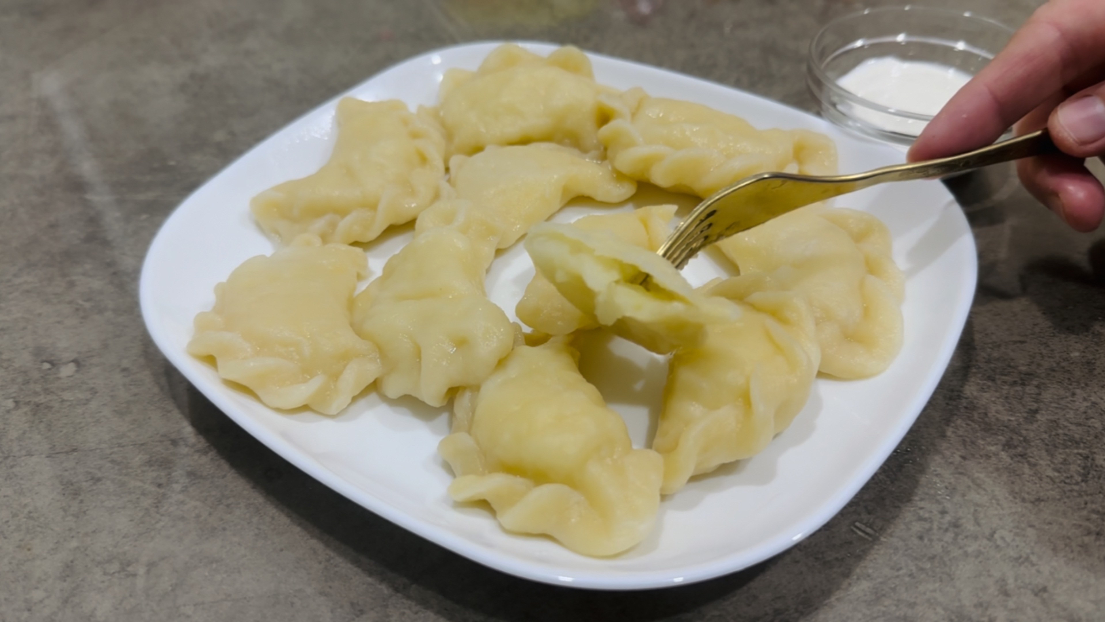 Вареники с картошкой / Готовлю вареники с картошкой и жареным луком + как и сколько варить вареники