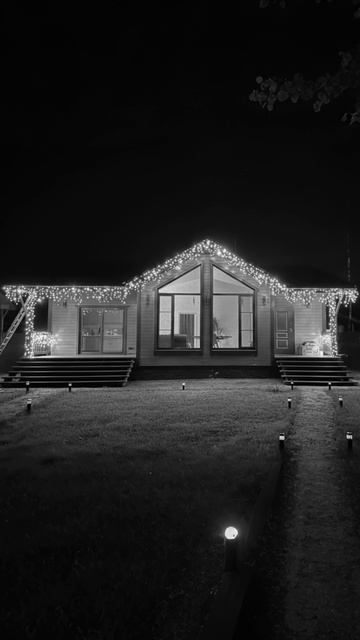 С Lighti очень легко раскрасить серые будни!