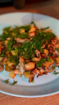 Куриное филе с картофелем игрибами