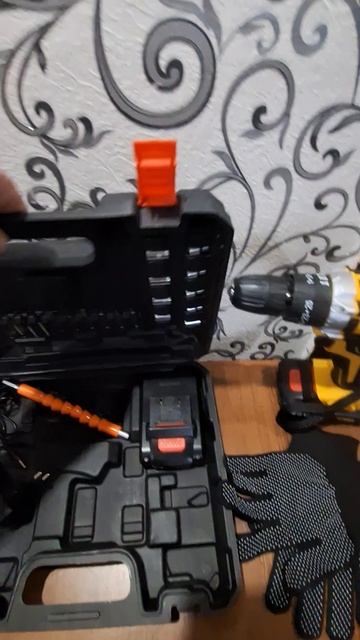 Дрель-Шуруповерт DEWALT