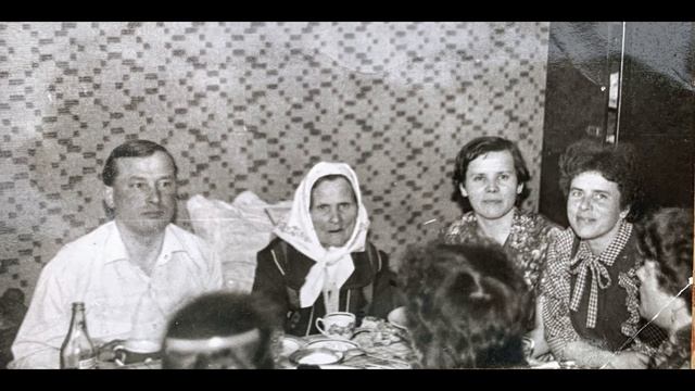 ОЖИВИЛ ФОТО на днюху БАТИ.