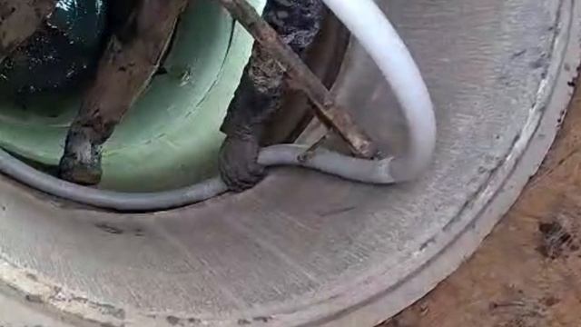 Ст. Союз. 8 колец у соседа мы вкопали 15. Копали по нашему ГОСТу. Все этапы на видео. podkapaev.ru