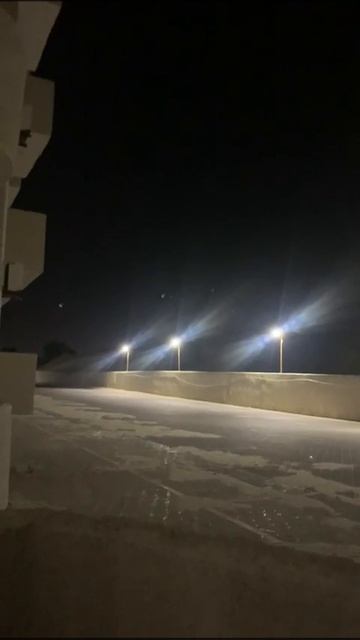 cалут на море