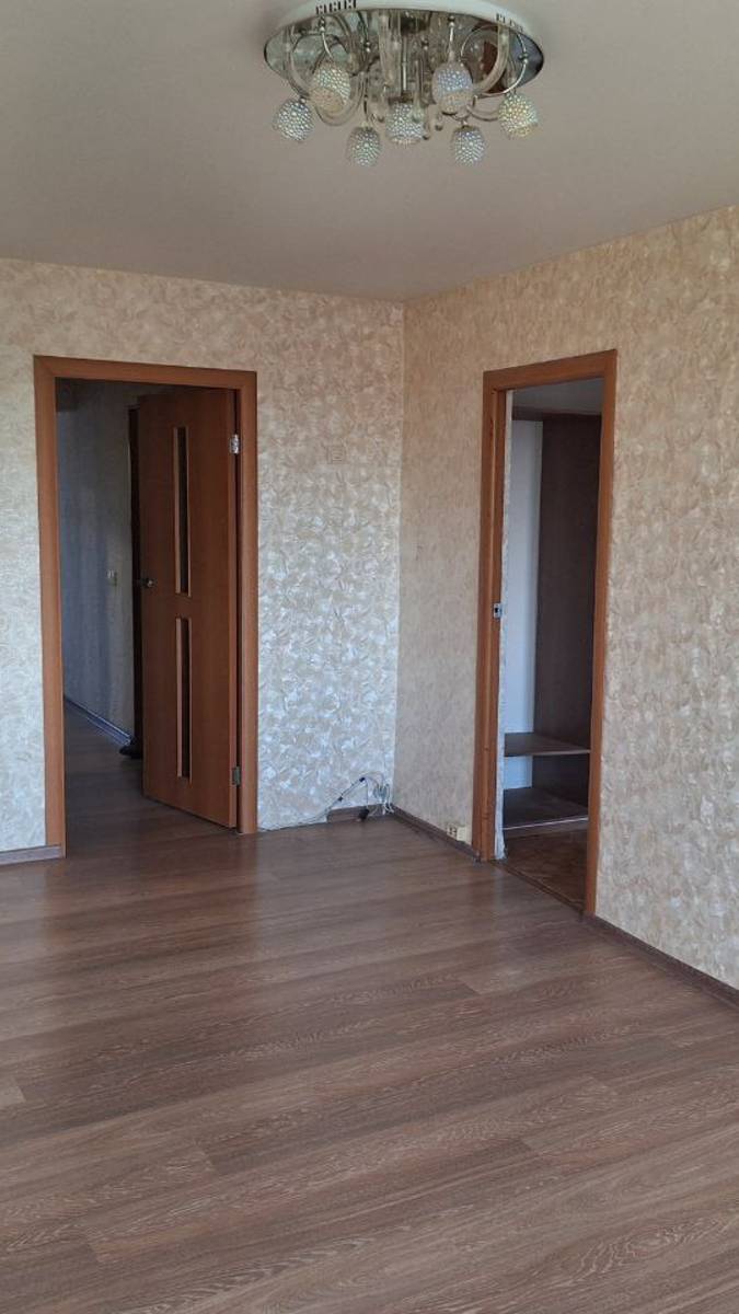 3х-комнатная квартира рядом с Вертолетным заводом