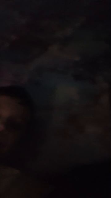 у меня появился враг подписывайтесь на моего друга и на меня добейте мне 100 подписчиков