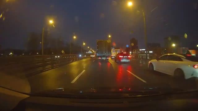 Россия. Санкт-Петербург. 10.11.2025. 3/5