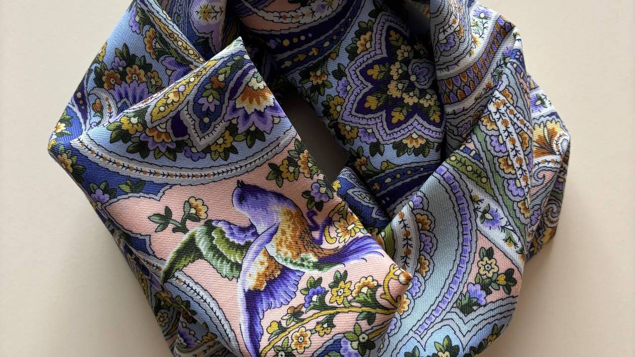 Уплотненный шерстяной павловопосадский снуд "Единственная"