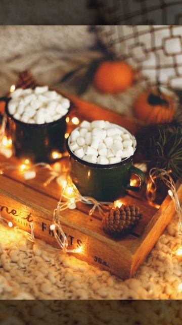 "Дождь моросил неделю напролёт...✨🍁☕