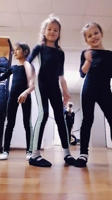 я с подругами