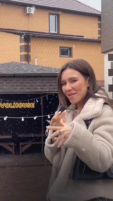 Backstage «Как создаётся контент» 😅