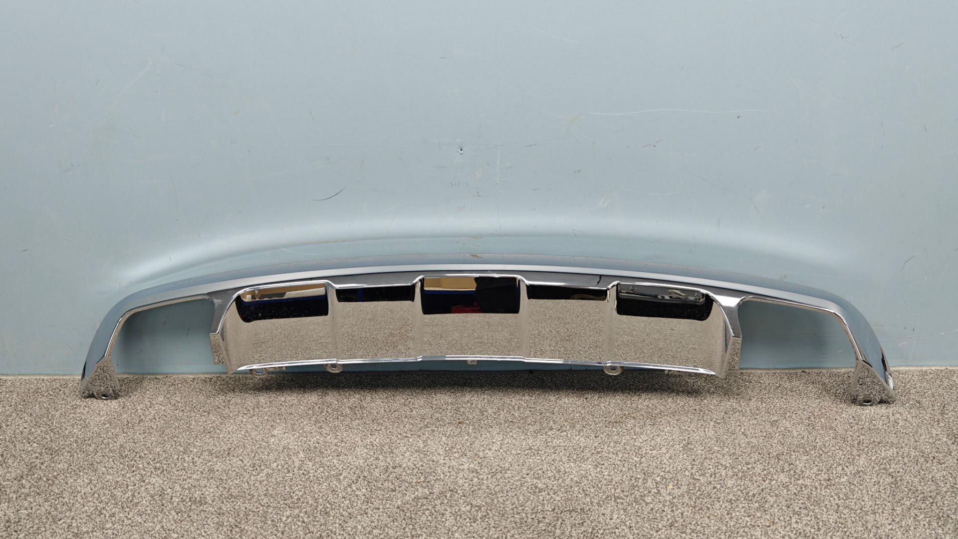 MAL12112510 Накладка заднего бампера Mercedes GLK X204 Б/У A2048857423