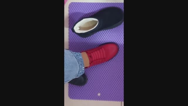 Я на WB,примеряю обувь.