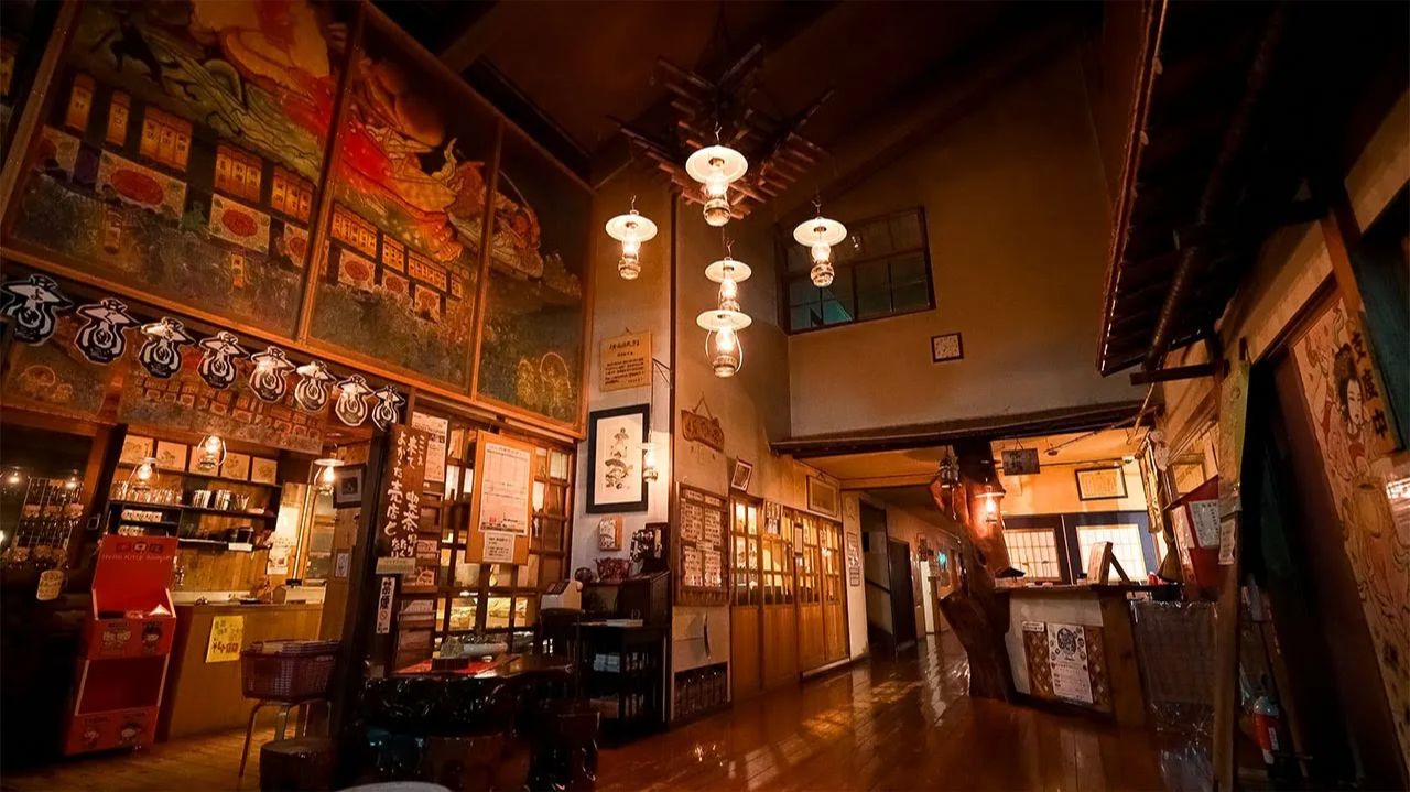 Онсэн с лампами: необычный онсэн-рёкан в Японии без электричества и сигнала Wi-fi