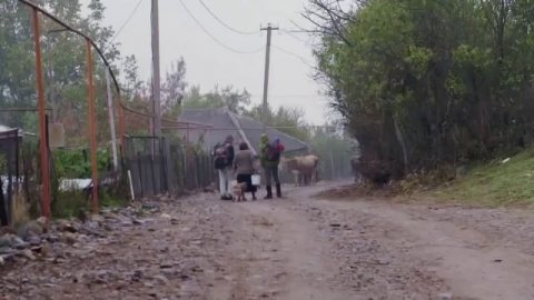 4.1 Documentary Unit 5 - Walking and talking