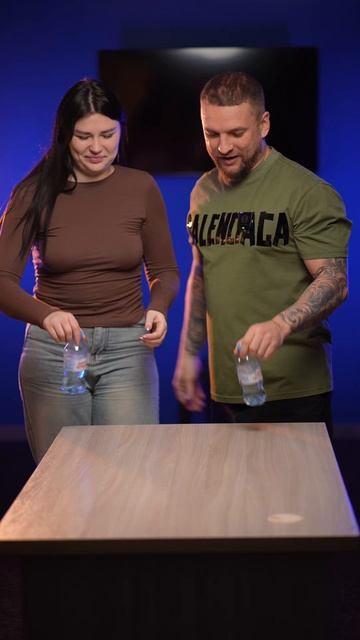 Поставить бутылку?Легко