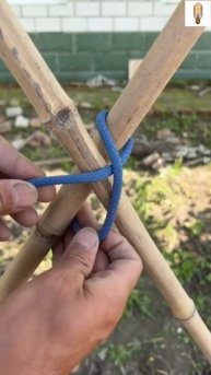 Один из способов как быстро, просто и надёжно связать две палки