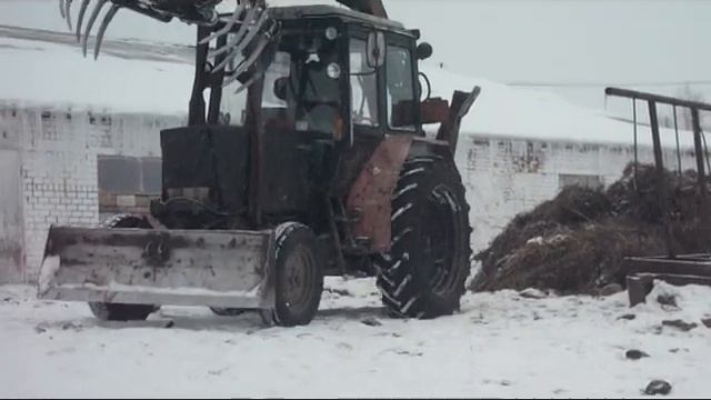 Погрузка и возка сена. МТЗ-82.1 Часть 2.
