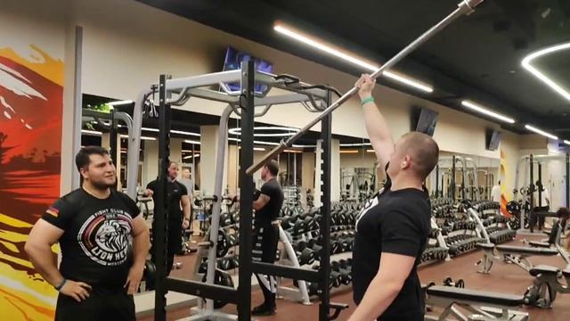 14.11.2025г Город Челябинск спорт зал и бассейн Цитрус Фитнес. Воложанин Александр Якудза Штурмовик