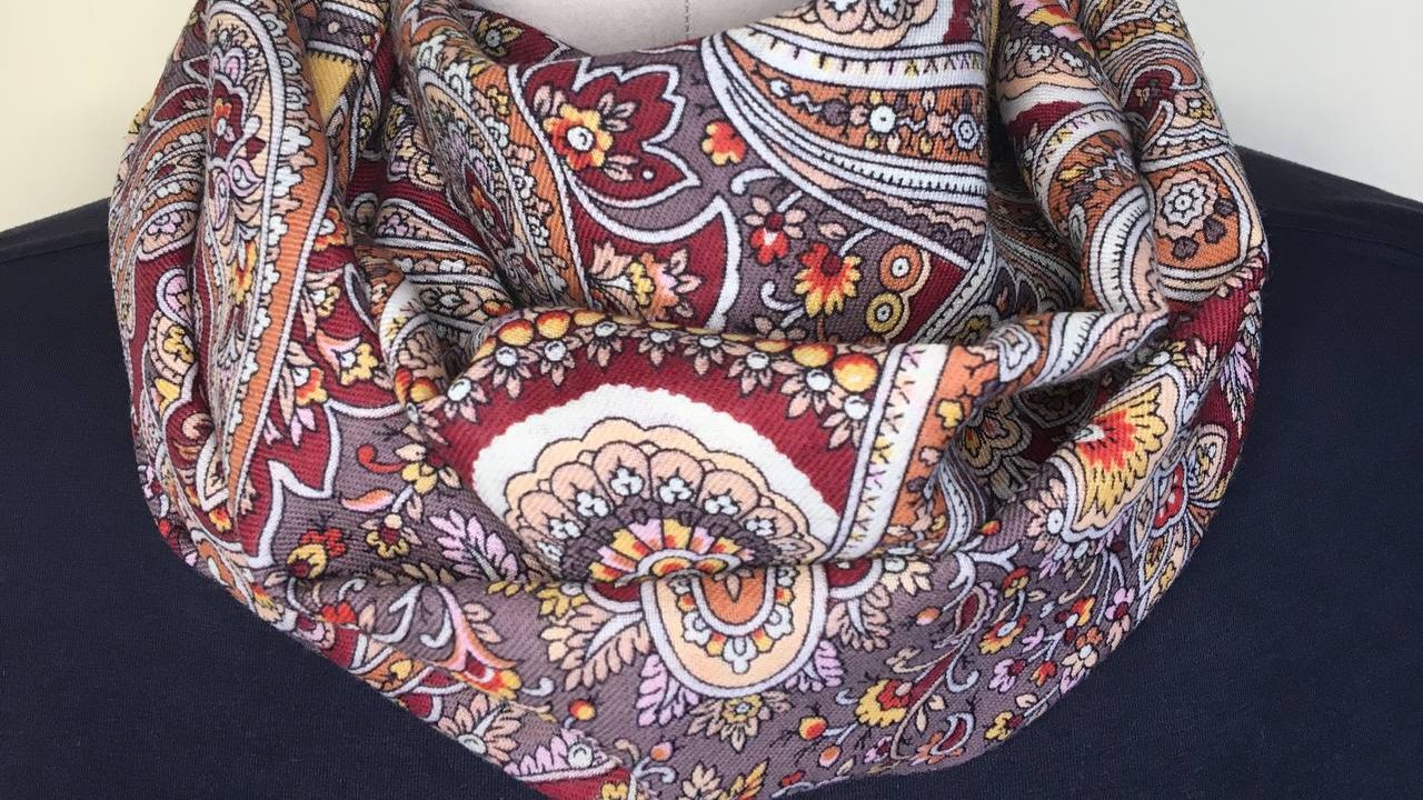 Снуд шерстяной павловопосадский "Золотой петушок"