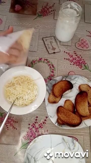 Проще не бывает. #ЗАКУСОЧНЫЕ #Бутерброды