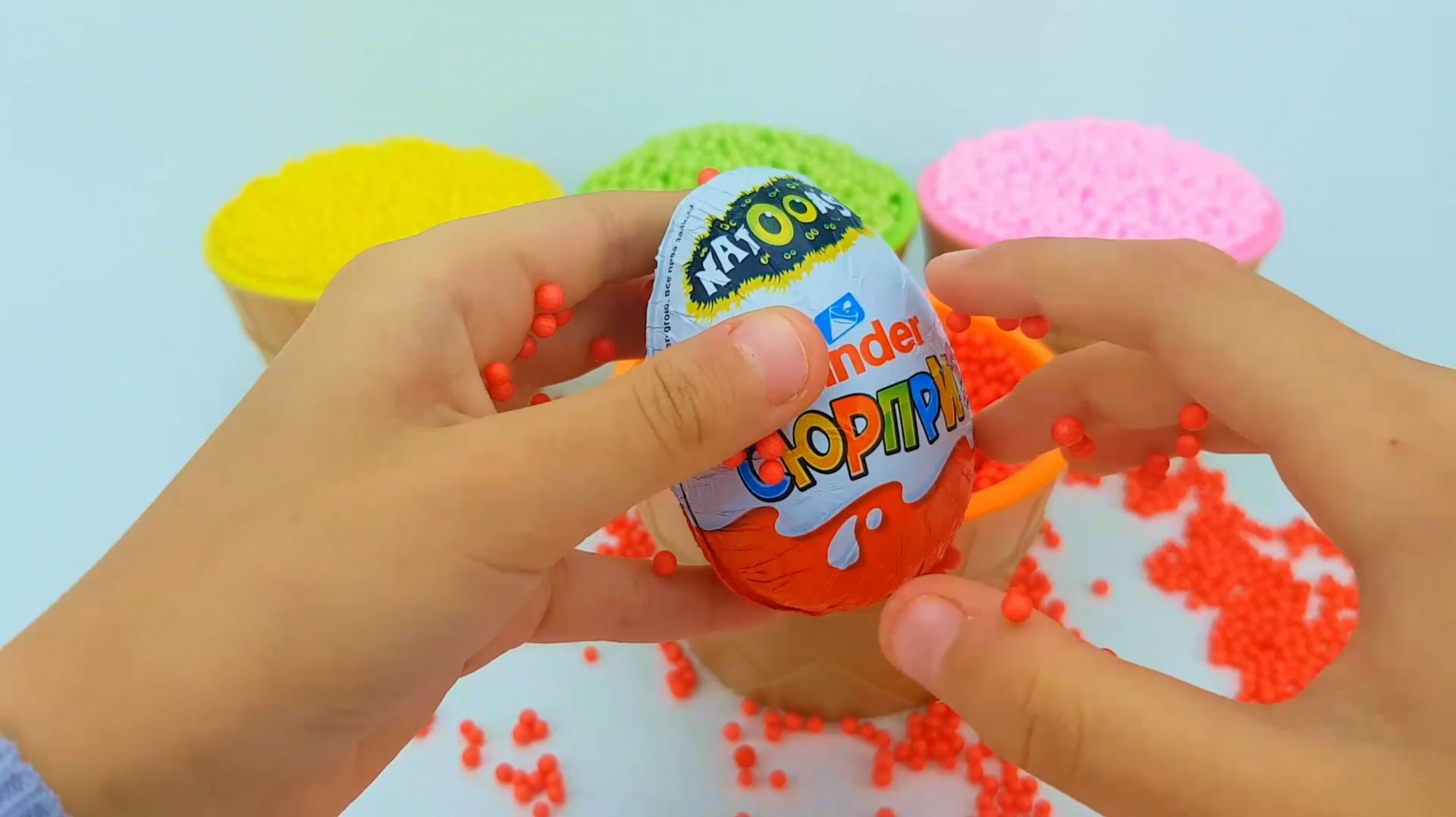 Сборник распаковок, видео для детей, открываем сюрпризы с разноцветных шариков и скрепыши