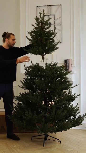 Искусственная елка "Eiffel"литая хвоя