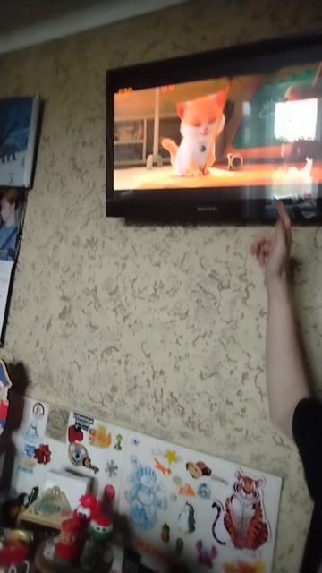 Я смотрю большой кощящий побег