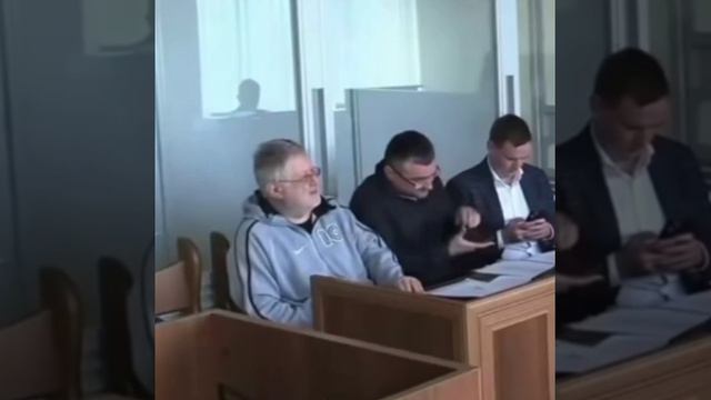 Наполеона-Зеленского «скоро не будет», заявил в суде украинский олигарх Коломойский.

Он также...