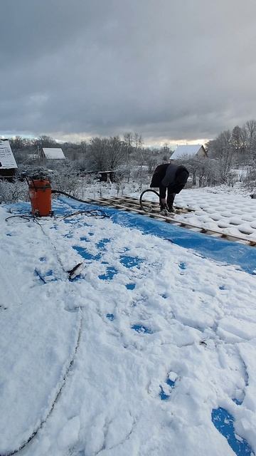 Уборка снега.