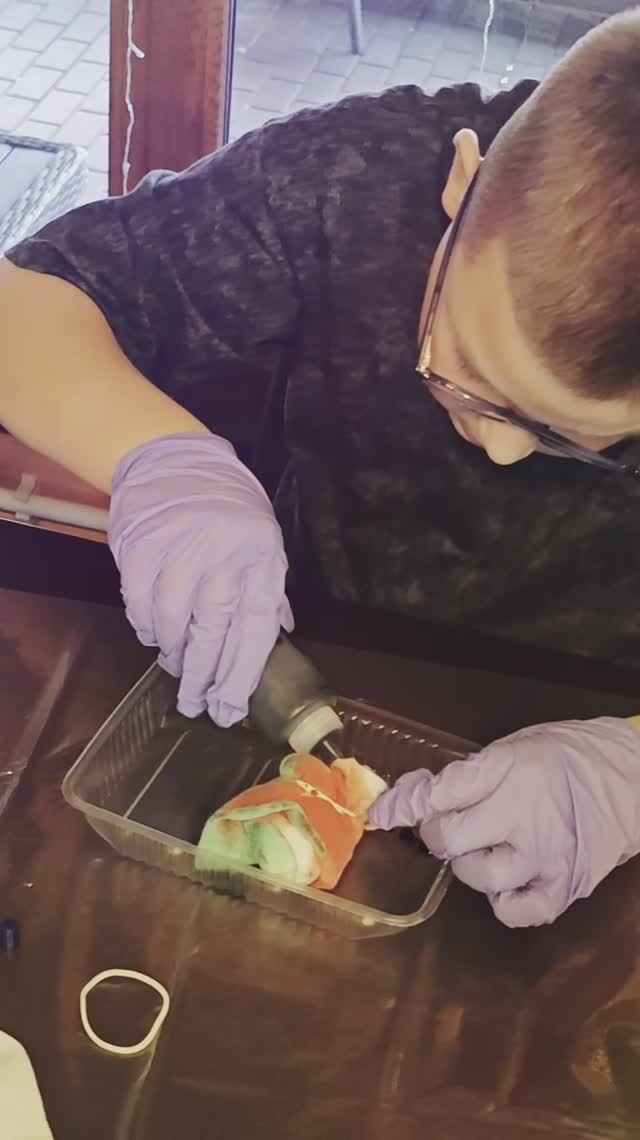 🎨 Новый детский мастер-класс в «Лагуне Юг» — Носочки Tie-Dye!