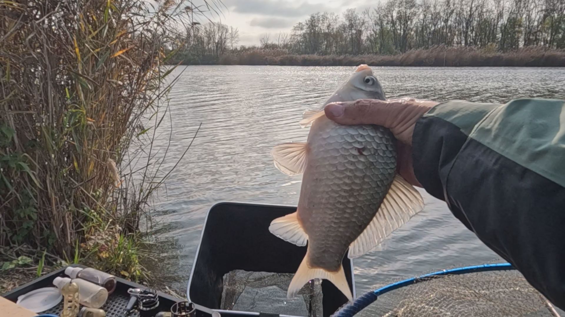 Рыбалка на фидер, ловля на дистанции 88 метров, и турнир по фидеру