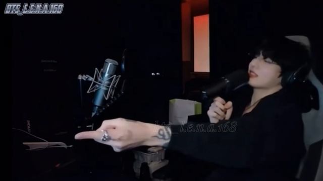 Милаш...😍Чонгук загадал нам загадку...Weverse live 16.09.2025