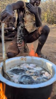 Приключение в мире вкусов! Племя из глуши Африки удивляет своими кулинарными талантами