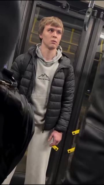 Алкаш притворился иностранцем